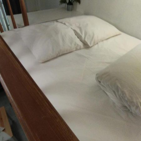 Ferienwohnung Le Marais Charm -Bright Studio With Elevated Sleeping Quarters Paris Exterior foto